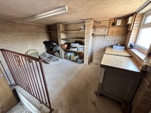 Photo 33- click for photo gallery